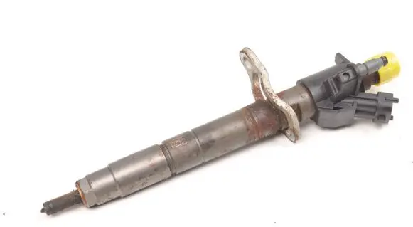Volvo XC60 Fuel injector 31303238