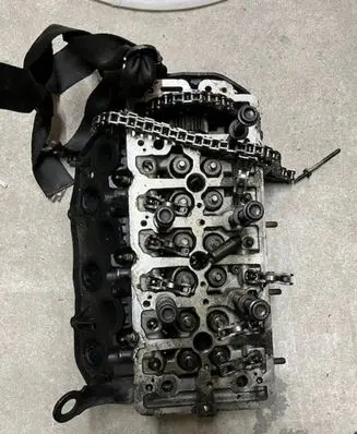 Audi A5 8T 8F Engine head 0593BP