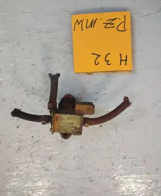 Audi A6 S6 C5 4B Turbo solenoid valve 059906627
