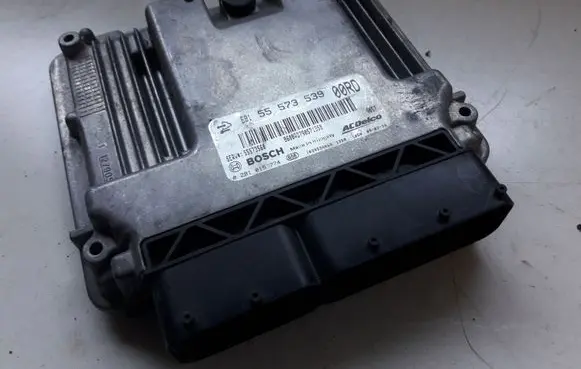 Opel Insignia A Engine control unit/module