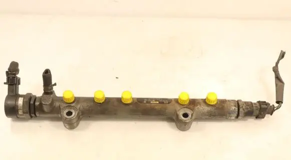 Toyota Yaris Fuel main line pipe 0445214133