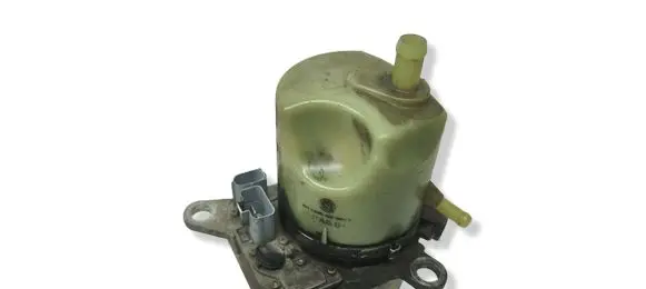 Volvo V50 Power steering pump C6S4B