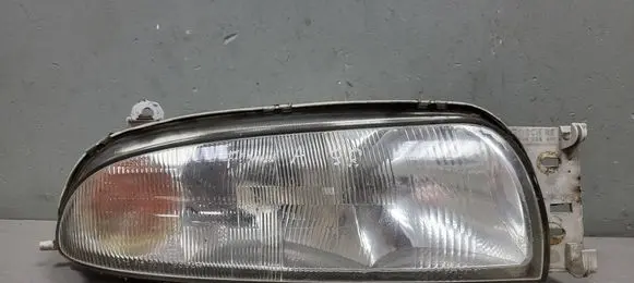 Ford Fiesta Headlight/headlamp 
