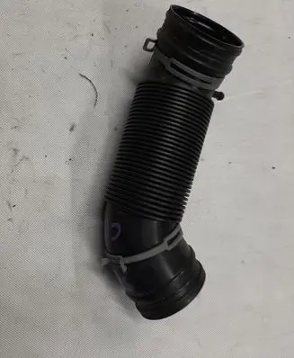 Skoda Rapid (NH) Air intake hose/pipe 6R0129684C