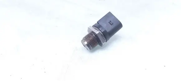 Fuel pressure sensor