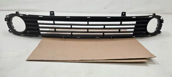 KIA Optima Front bumper lower grill 86560D4000