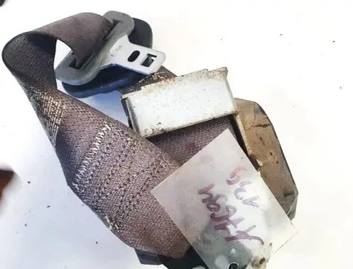 Dodge Caliber Rear seatbelt 605024700b r7106257087