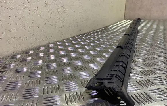 Audi A3 S3 8V Sill supporting ledge 8V4854535A