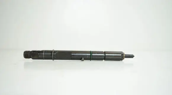 Audi A4 S4 B5 8D Fuel injector 059130201E