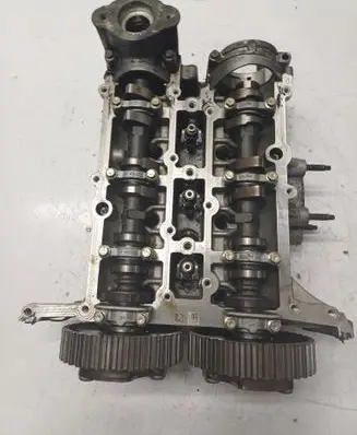 Ford Focus Engine head PBCM5G6090