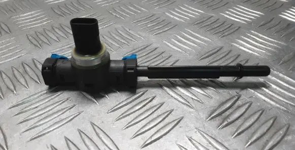 Volvo XC40 Fuel pressure sensor 31432653