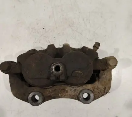 Nissan X-Trail T30 Front brake caliper