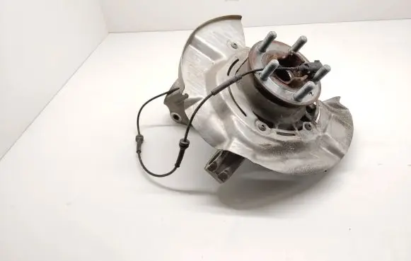 Land Rover Discovery Sport Front wheel hub spindle knuckle