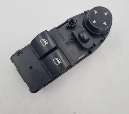 BMW 1 E81 E87 Electric window control switch 6970160 61316970160