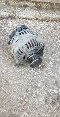 Volkswagen Touran I Generator/alternator 06F903023F