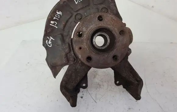 Volkswagen Golf IV Front wheel hub spindle knuckle