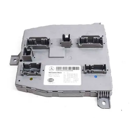 Mercedes-Benz C W205 Central body control module A2059013904 A2229027310