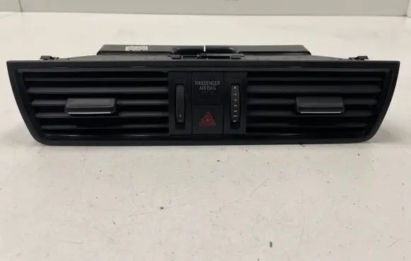 Skoda Rapid (NH) Dash center air vent grill 5JA820951C 25032014 0908500001