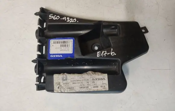 Front bumper mounting bracket