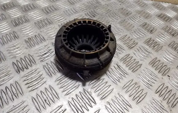 Volvo XC70 Front upper strut mount 6G913K099NBA