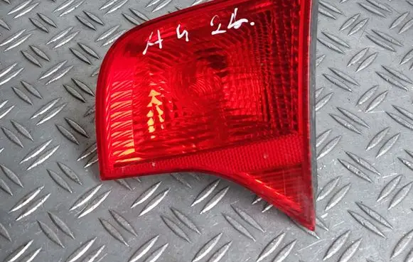 Audi A4 S4 B7 8E 8H Tailgate rear/tail lights 965160
