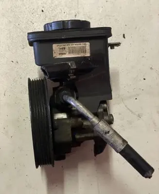 BMW 5 E60 E61 Power steering pump 7693974101 6760956010
