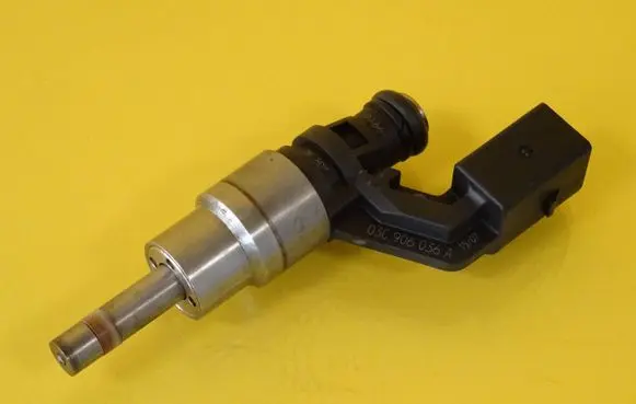 Fuel injector