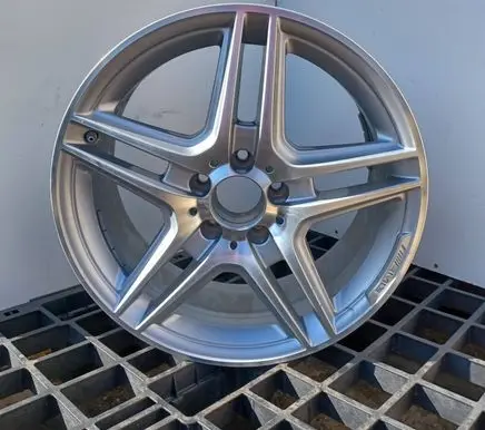 Mercedes-Benz E C207 W207 R18 alloy rim 2074011502MERC 2074011502 A2074011502