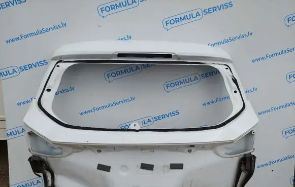 Ford Focus Tailgate/trunk/boot lid
