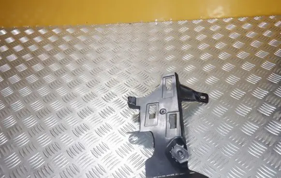 Volkswagen Jetta VI Other interior part 5C1864767B