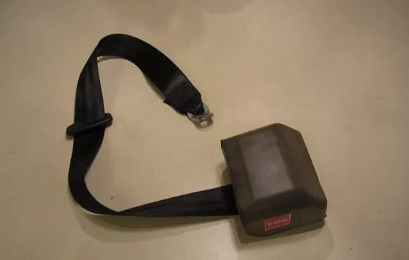 Audi A6 S6 C6 4F Rear seatbelt 4F0857805E 605827100