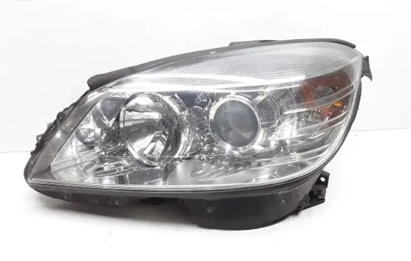 Mercedes-Benz C W204 Headlight/headlamp A2048208361