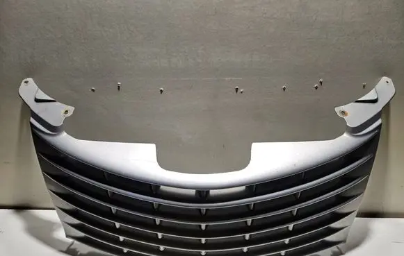 Chrysler PT Cruiser Front grill 27784 0RH7B