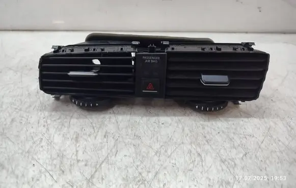 Volkswagen Golf VII Dash center air vent grill 5G2815735