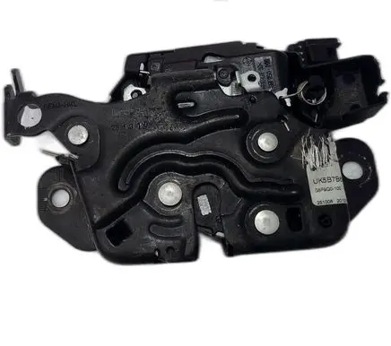BMW 5 G60 G61 Tailgate/trunk/boot lock/catch/latch 