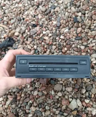 Audi A6 S6 C6 4F CD/DVD changer 4E0910111C