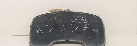 Opel Zafira A Speedometer (instrument cluster) 110080067002 09228750D 77840048