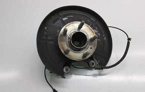Opel Insignia A Rear wheel hub 13219080