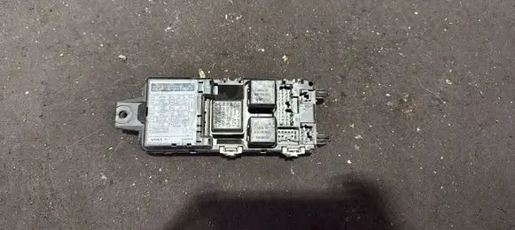 Volvo S40, V40 Fuse box set 30889989