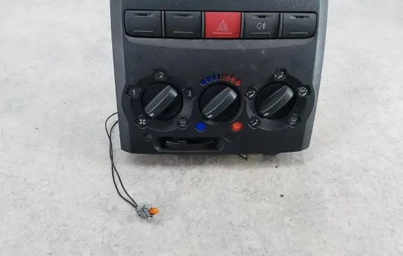 Peugeot Boxer Climate control/heater control trim 