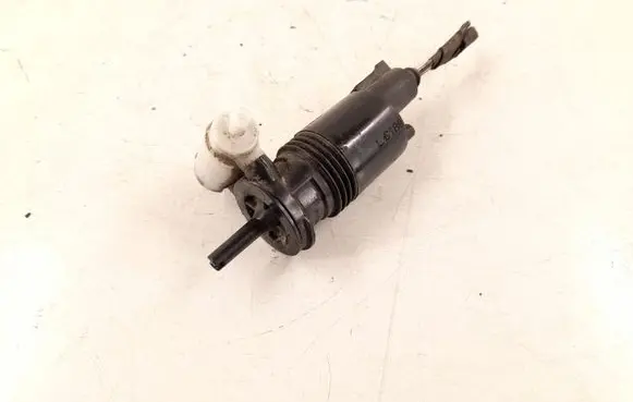 Mercedes-Benz R W251 Windshield washer spray nozzle 1648690321 2048660521