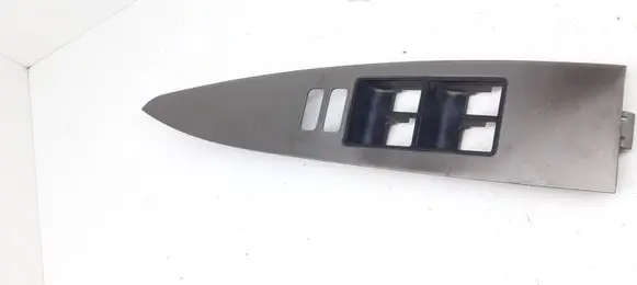 Toyota Avensis T270 Front door window switch trim 7423205200 7423205210