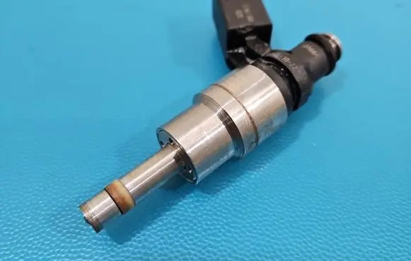 Volkswagen PASSAT B6 Fuel injector 0261500020 IMPRK1578430