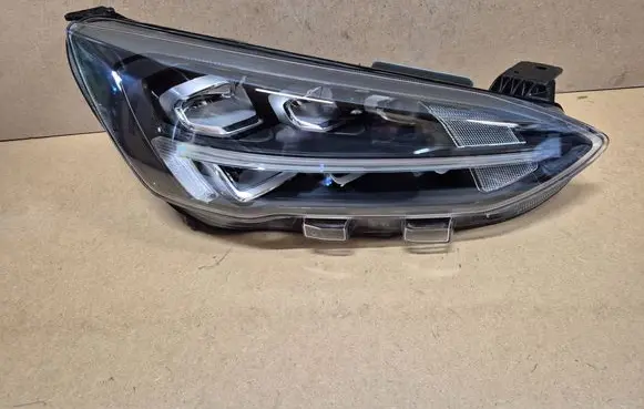 Ford Focus Headlight/headlamp MX7B13E014EB