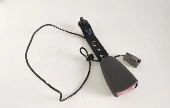 Volvo S80 Front seatbelt buckle