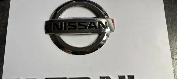 Nissan X-Trail T32 Manufacturers badge/model letters