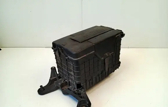 Battery box tray