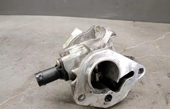 Renault Kangoo II Vacuum pump
