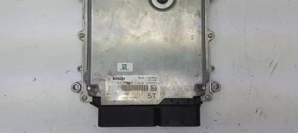Honda CR-V Engine control unit/module 0281016724