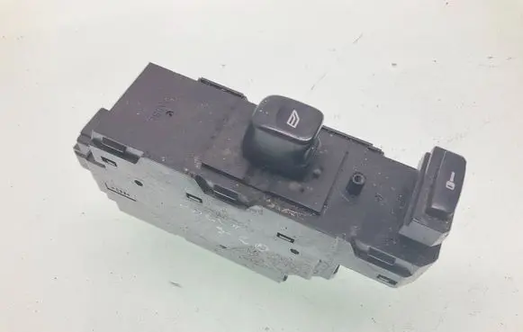 Volvo S60 Electric window control switch 30658147